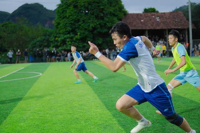 着无数球迷 着无数球迷